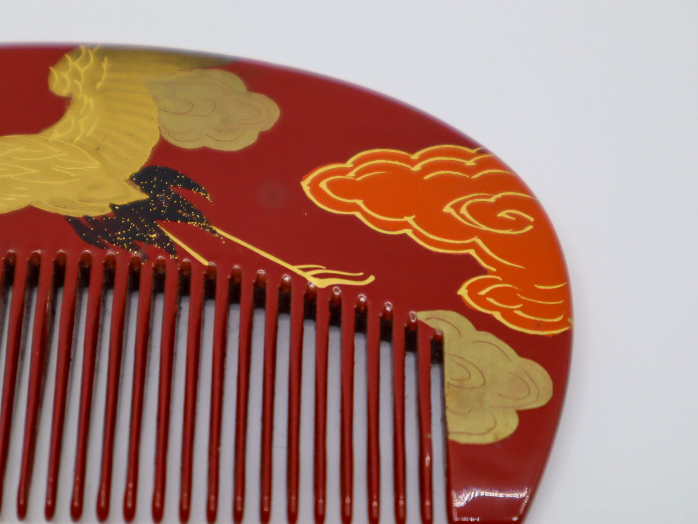 Japanese lacquered comb KUSHI w Crane